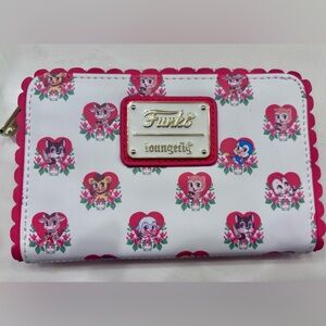 NWOT Loungefly Funko Villainous Valentine Wallet